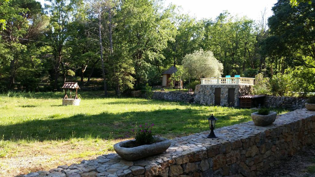 Le Donjon Des Combes Et Son Spa Фаянс Номер фото